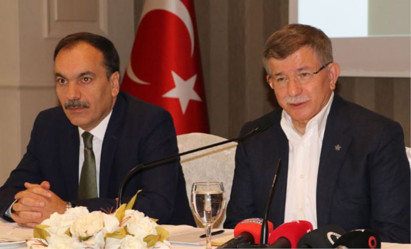 Davutoğlu: Bizim temel programımızda hak ve özgürlükler var 