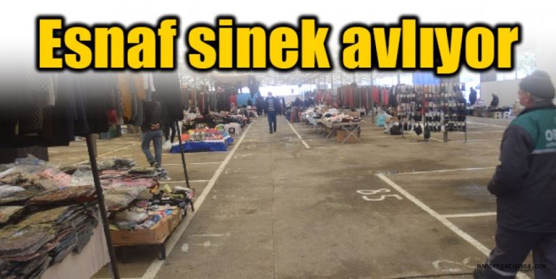 Esnaf sinek avlıyor