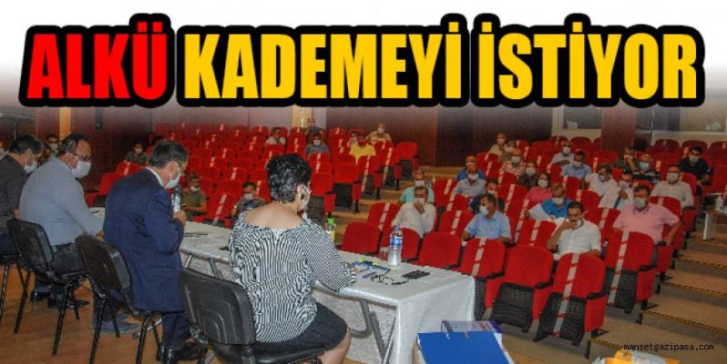 FAKÜLTE KADEMEYİ İSTİYOR