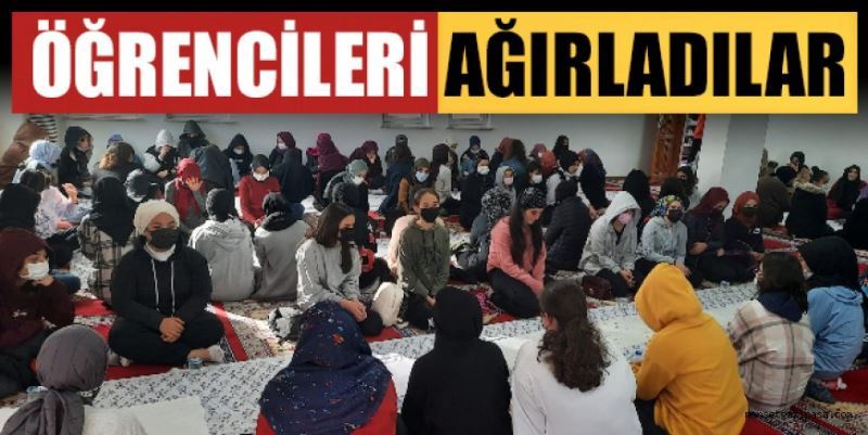 GAZİPAŞALI ÖĞRENCİLERİ AĞIRLADILAR