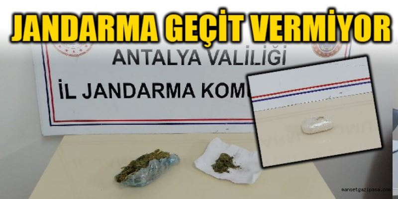 Jandarma geçit vermiyor