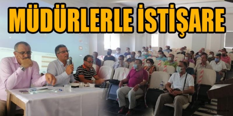 KOCAGÖZ OKUL MÜDÜRLERİYLE TOPLANTI YAPTI