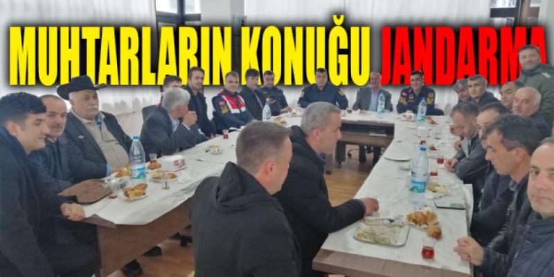 MUHTARLAR JANDARMAYI AĞIRLADI