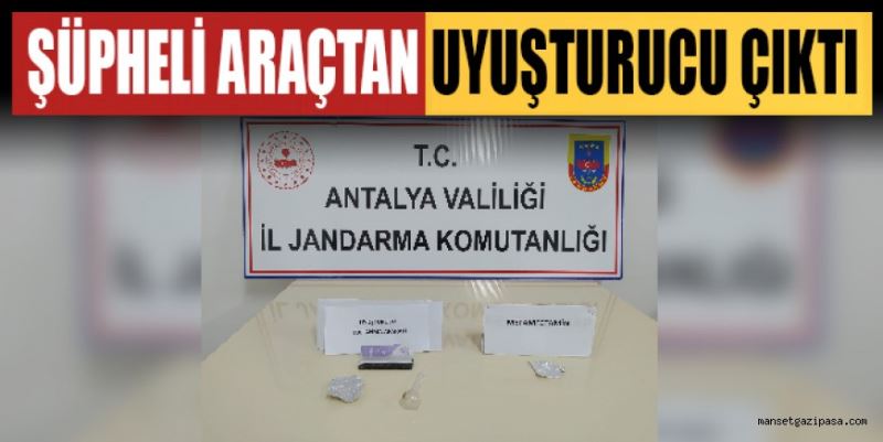 ŞÜPHELİ ARAÇTAN UYUŞTURUCU ÇIKTI