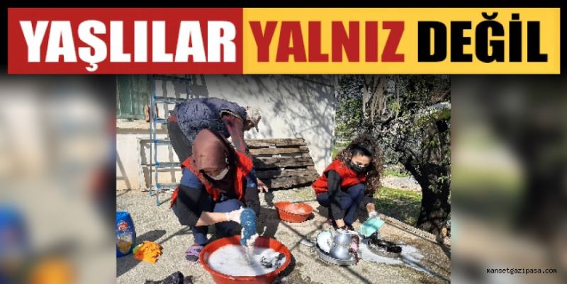 YAŞLILAR YALNIZ DEĞİL